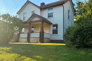 1005 Griswold St, Sharon, PA 16146 - Photo 1