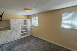 3221 Harcum Wy, Pittsburgh, PA 15203 - Photo 10