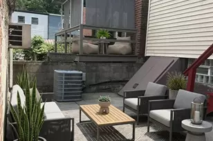 3221 Harcum Wy, Pittsburgh, PA 15203 - Photo 14