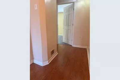 3221 Harcum Way, Pittsburgh, PA 15203 - Photo 8