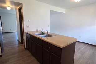 111 E Pike St, Canonsburg, PA 15317 - Photo 14