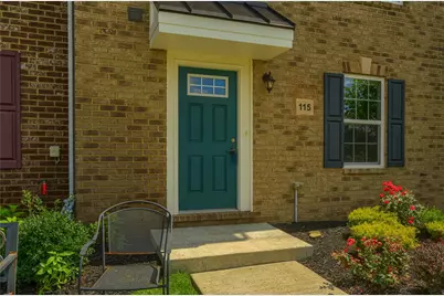 115 Sample Ln, Cranberry Township, PA 16066 - Photo 8