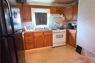 23 W College St, Canonsburg, PA 15317 - Photo 22