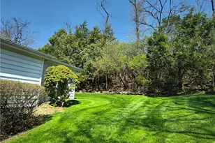 106 Elise Dr, Center Township, PA 16001 - Photo 36