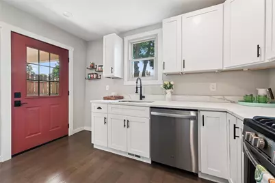 573 Dawson Avenue, Pittsburgh, PA 15202 - Photo 6