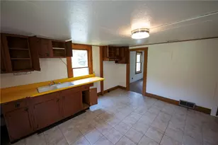 215 Forward Ln, Forward Township, PA 16033 - Photo 32