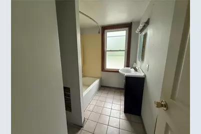 2831 Custer Ave, Pittsburgh, PA 15227 - Photo 10