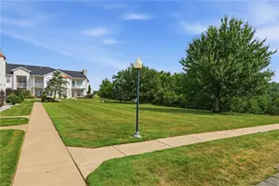 246 Adams Pointe Blvd, Adams Township, PA 16046 - Photo 18