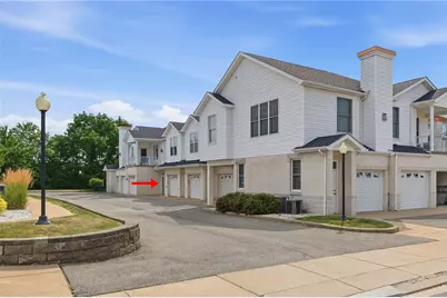 246 Adams Pointe Blvd #5, Adams Township, PA 16046 - Photo 2