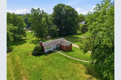 219 Linda Vista Rd, Sewickley, PA 15143 - Photo 4