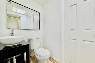2190 Morning Wind Cir, Bridgeville, PA 15017 - Photo 26
