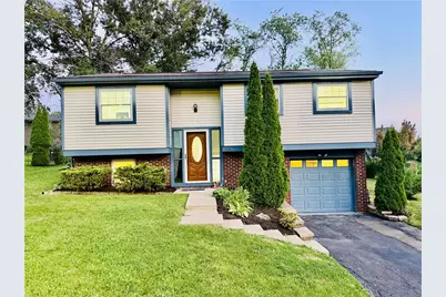2190 Morning Wind Cir, Bridgeville, PA 15017 - Photo 2