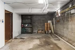 2043 Prospect Ave, Pittsburgh, PA 15218 - Photo 20