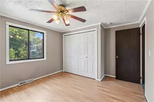2043 Prospect Ave, Pittsburgh, PA 15218 - Photo 16