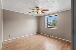 2043 Prospect Ave, Pittsburgh, PA 15218 - Photo 14