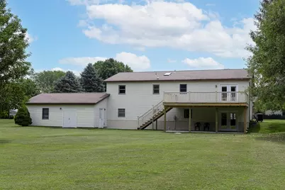 31 Aylesworth Way, Liberty Township, PA 16127 - Photo 10