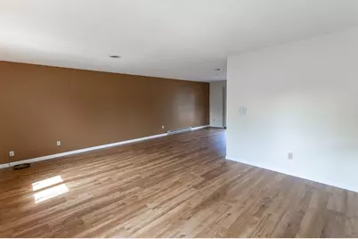 31 Aylesworth Way, Liberty Township, PA 16127 - Photo 16