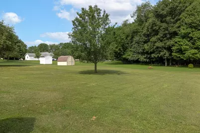 31 Aylesworth Way, Liberty Township, PA 16127 - Photo 6
