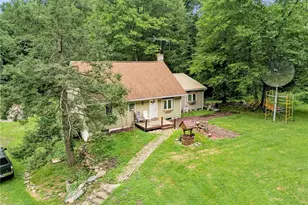 519 Sugar Run Rd, Saint Clair Township, PA 15944 - Photo 1
