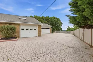 1959 Watch Hill Dr, Economy, PA 15003 - Photo 48