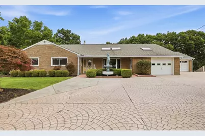 1959 Watch Hill Dr, Economy, PA 15003 - Photo 1