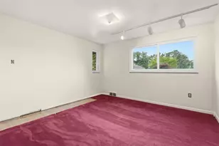 1959 Watch Hill Dr, Economy, PA 15003 - Photo 20