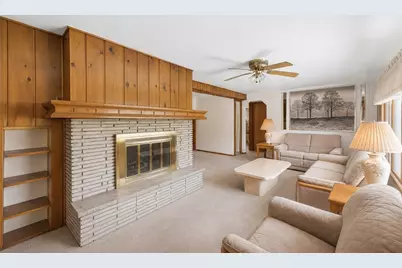 1313 Laurel Hill Drive, West Homestead, PA 15120 - Photo 4