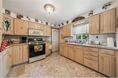 1313 Laurel Hill Drive, West Homestead, PA 15120 - Photo 8
