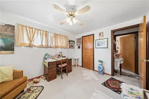 1313 Laurel Hill Dr, West Homestead, PA 15120 - Photo 14