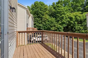 822 Mt Pleasant Rd, Hempfield Township, PA 15601 - Photo 18