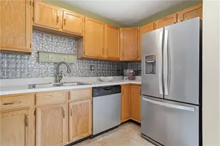 822 Mt Pleasant Rd, Hempfield Township, PA 15601 - Photo 14