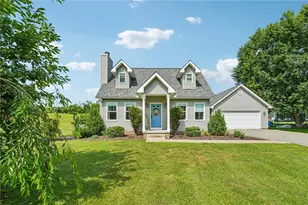 2412 S Jefferson St, South New Castle Boro, PA 16102 - Photo 2
