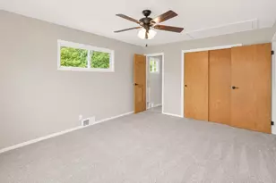 224 White Oak Dr, Allegheny Township, PA 15068 - Photo 8