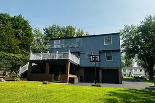 11 Holyoke Dr, Greensburg, PA 15601 - Photo 4