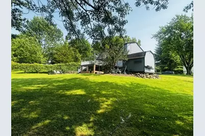 11 Holyoke Drive, Greensburg, PA 15601 - Photo 10