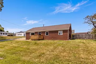 3201 Harding Ave, Hopewell Township, PA 15001 - Photo 2