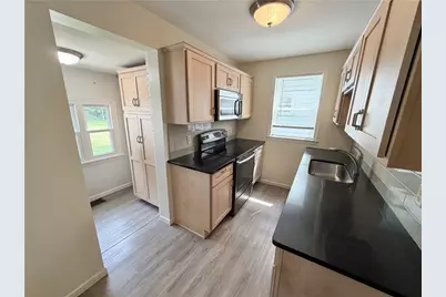 333 Laurel Blvd, New Castle, PA 16101 - Photo 12