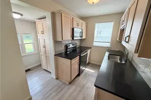 333 Laurel Blvd, New Castle, PA 16101 - Photo 12