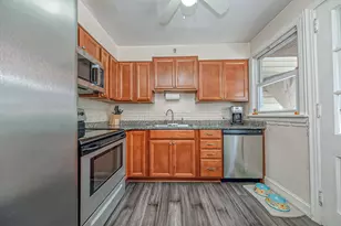 945 Summit Dr, Greensburg, PA 15601 - Photo 8
