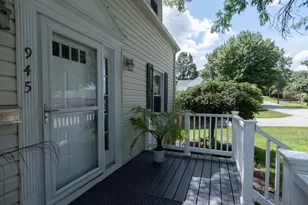 945 Summit Dr, Greensburg, PA 15601 - Photo 2