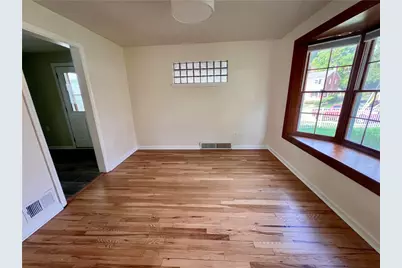 1532 Greencrest Dr, Pittsburgh, PA 15226 - Photo 6