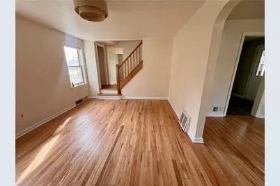 1532 Greencrest Dr, Pittsburgh, PA 15226 - Photo 4