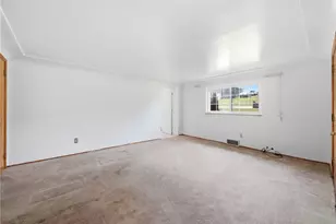211 East Ave, West Mifflin, PA 15122 - Photo 12