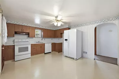 211 East Ave, West Mifflin, PA 15122 - Photo 8