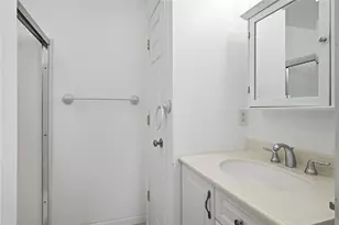 211 East Ave, West Mifflin, PA 15122 - Photo 22