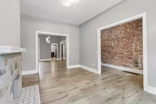 180 Home St, Pittsburgh, PA 15201 - Photo 8