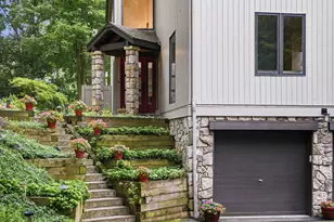 313 Bridge Brook Ln, Marshall, PA 15090 - Photo 2
