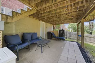 122 Arla Dr, Scott Township, PA 15220 - Photo 12