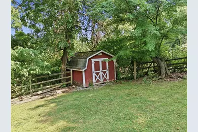 122 Arla Drive, Scott Township, PA 15220 - Photo 6