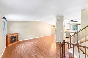 117 Walnut Dr, Economy, PA 15005 - Photo 6
